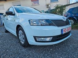 Weiß Gebraucht 2015 Skoda Rapid Ambition Limousine | 8.999 € (Guter Preis)