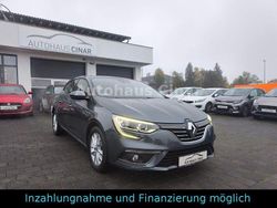 Grau Gebraucht 2016 Renault Mégane IV Intens Limousine | 10.890 € (Fairer Preis)