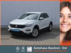 Weiß (pure white) Gebraucht 2020 VW T-Roc SUV | 18.781 € (Fairer Preis)