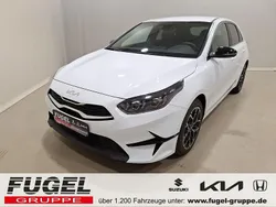 Weiß Neu 2025 Kia Ceed Limousine | 24.399 € (Fairer Preis)