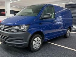 Blau Gebraucht 2016 VW Transporter Van | 9.990 € (Fairer Preis)