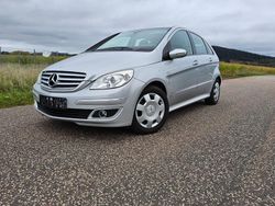 Silber Gebraucht 2006 Mercedes B170 Van / Kleinbus | 5.950 €