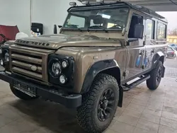 Braun Gebraucht 2014 Land Rover Defender SUV | 39.999 € (Fairer Preis)