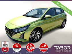 Grün Neu 2025 Hyundai i20 Select Limousine | 17.688 € (Guter Preis)