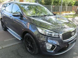 Grau Gebraucht 2015 Kia Sorento SUV | 10.450 €