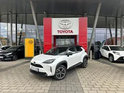Weiß Neu 2025 Toyota Yaris Cross Plus SUV | 36.740 €