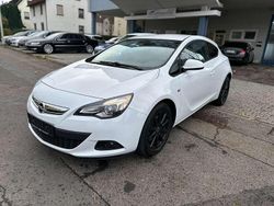 Weiß Gebraucht 2012 Opel Astra GTC Edition Coupé | 5.290 €