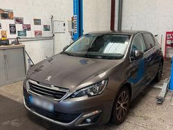 Braun Gebraucht 2013 Peugeot 308 Allure Limousine | 4.900 € (Superpreis)