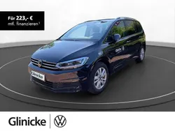 Deep black perleffekt Gebraucht 2024 VW Touran Comfortline Van / Kleinbus | 35.970 € (Etwas zu teuer)