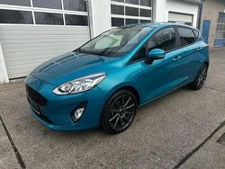 Lagunblaumet. Gebraucht 2018 Ford Fiesta Cool & Connect Kleinwagen | 11.300 € (Fairer Preis)