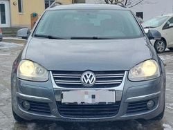 Grau Gebraucht 2008 VW Golf V Kombi | 2.950 € (Fairer Preis)