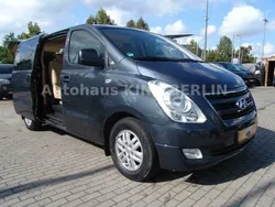Grau metallic Gebraucht 2018 Hyundai H-1 Van / Kleinbus | 22.400 € (Fairer Preis)