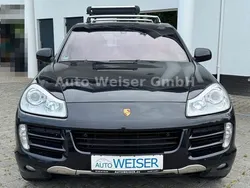 Basaltschwarzmetallic Gebraucht 2009 Porsche Cayenne SUV | 21.900 €