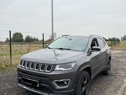 Grau Gebraucht 2021 Jeep Compass Limited SUV | 17.900 € (Guter Preis)