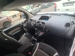 Weiß Gebraucht 2014 Renault Kangoo Van / Kleinbus | 5.900 € (Fairer Preis)
