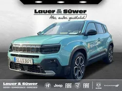 Grün Gebraucht 2023 Jeep Avenger EV Altitude SUV | 28.980 € (Fairer Preis)