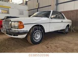 Weiß Gebraucht 1983 Mercedes 230 Coupé | 11.490 €