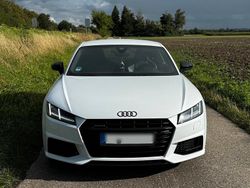 Weiß Gebraucht 2018 Audi TT S-Line Coupé | 29.500 € (Etwas zu teuer)