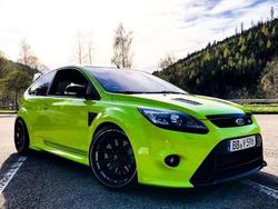 Grün Gebraucht 2009 Ford Focus RS Limousine | 19.999 €