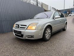 Grau Gebraucht 2003 Opel Signum Cosmo Kleinwagen | 695 € (Superpreis)
