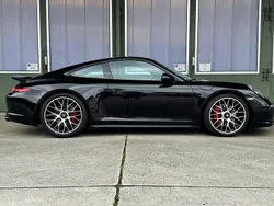 Tiefschwarz Gebraucht 2015 Porsche 911 Carrera GTS Coupé | 117.911 € (Fairer Preis)