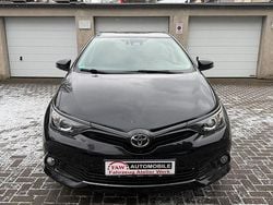 Night time black Gebraucht 2018 Toyota Auris Team Kleinwagen | 11.899 € (Guter Preis)