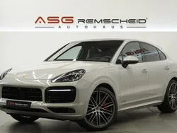 Grau Gebraucht 2023 Porsche Cayenne GTS SUV | 114.900 €