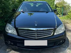 Schwarz Gebraucht 2010 Mercedes C220 Limousine | 4.100 € (Fairer Preis)