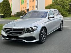 Silber Gebraucht 2020 Mercedes E350 Kombi | 15.000 €
