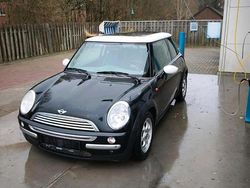 Grün Gebraucht 2003 Mini Cooper Kleinwagen | 2.500 € (Fairer Preis)