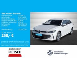 Weiss Gebraucht 2024 VW Passat Business Kombi | 33.660 € (Guter Preis)