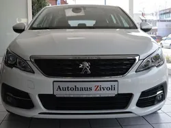 Weiß metallic Gebraucht 2018 Peugeot 308 Active Kombi | 15.940 € (Teuer)