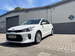 Weiß Gebraucht 2020 Kia Rio DREAM-TEAM Edition Limousine | 11.900 € (Fairer Preis)