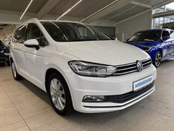 Pure white Gebraucht 2016 VW Touran Highline Van / Kleinbus | 18.990 € (Etwas zu teuer)