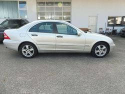 Brillantsilber metalliclack Gebraucht 2004 Mercedes C180 Limousine | 1.790 € (Superpreis)