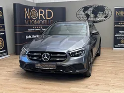 Grau Gebraucht 2022 Mercedes E220 | 41.979 € (Fairer Preis)