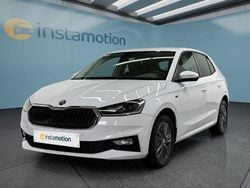 Weiß Gebraucht 2024 Skoda Fabia Kleinwagen | 18.899 € (Fairer Preis)