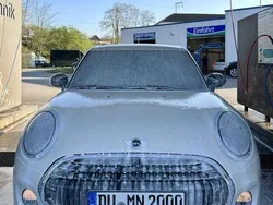 Weiß Gebraucht 2015 Mini ONE Kleinwagen | 8.000 € (Guter Preis)