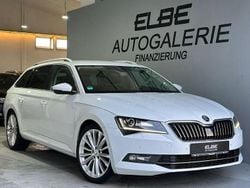Weiß Gebraucht 2016 Skoda Superb Style Kombi | 17.900 € (Fairer Preis)