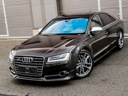 Grau Gebraucht 2017 Audi S8 plus Sport Limousine | 43.900 € (Superpreis)
