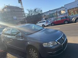 Grau Gebraucht 2008 VW Passat Highline Kombi | 2.200 € (Guter Preis)