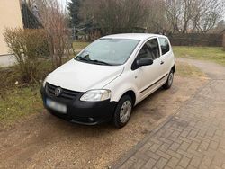 Weiß Gebraucht 2006 VW Fox Kleinwagen | 2.100 € (Fairer Preis)