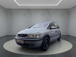 Silber Gebraucht 2010 Opel Zafira Basis Van / Kleinbus | 2.490 € (Fairer Preis)