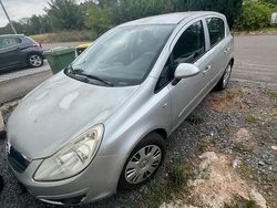Silber Gebraucht 2007 Opel Corsa Limousine | 1.000 € (Superpreis)