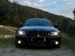 Schwarz Gebraucht 2010 BMW 330 Performance Kombi | 9.500 € (Etwas zu teuer)