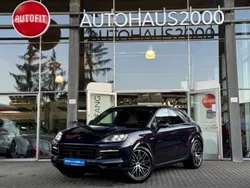 Blau Gebraucht 2024 Porsche Cayenne SUV | 111.850 € (Fairer Preis)