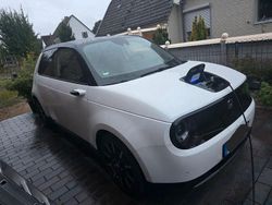 Weiß Gebraucht 2020 Honda e Advance Kleinwagen | 14.950 € (Etwas zu teuer)