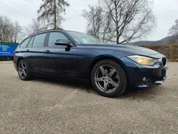 Blau Gebraucht 2013 BMW 330 Sport Line Kombi | 10.999 € (Superpreis)