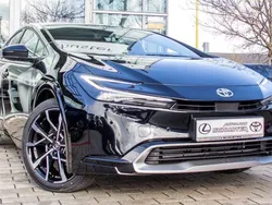 Tiefschwarz mica metallic Gebraucht 2024 Toyota Prius Plug-in Hybrid Executive Kleinwagen | 38.980 € (Fairer Preis)
