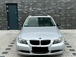 Silber Gebraucht 2005 BMW 325 Limousine | 3.500 €
